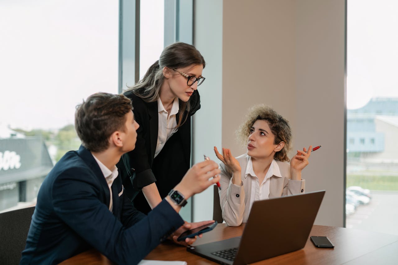Conflictul în echipe- problemă sau oportunitate: De ce managementul conflictelor este o competență esențială în organizațiile moderne?